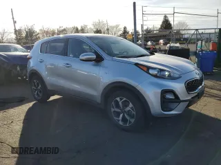 2020 Kia Sportage LX with VIN KNDPMCAC5L7733895, listed as a Copart auction lot 86403014 with 70,844 mi miles and Clean Title. Bid and sale history available at carsss.com. Image 4.