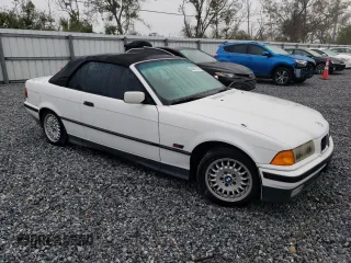 1994 BMW 3 Series 325iC with VIN WBABJ6326RJD36071, listed as a Copart auction lot 88812735 with 104,508 mi miles and Non Repairable. Bid and sale history available at carsss.com. Image 4.