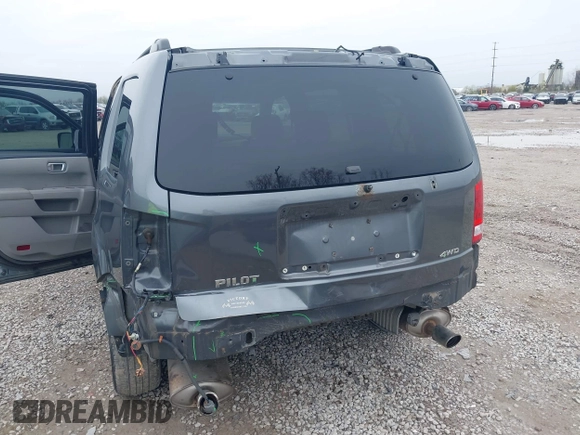 2012 Honda Pilot EX with VIN 5FNYF4H43CB050221, listed as a IAAI auction lot 41961752 with 217,064 mi miles. Bid and sale history available at carsss.com. Image 6.