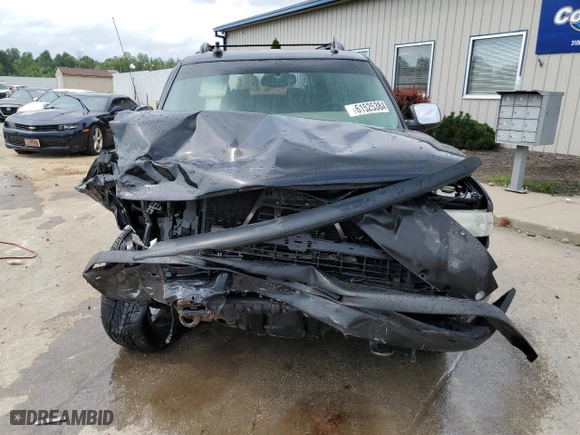 2003 Chevrolet Suburban Z71 with VIN 3GNFK16Z63G121011, listed as a Copart auction lot 61525384 with 255,113 mi miles and Non Repairable. Bid and sale history available at carsss.com. Image 5.