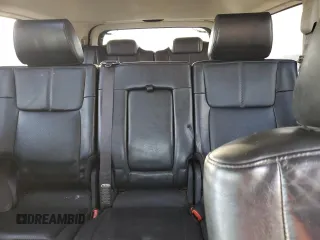 2010 Jeep Commander Limited with VIN 1J4RG5GT6AC113462, listed as a Copart auction lot 82400044 with 189,168 mi miles and Salvage title. Bid and sale history available at DreamBid. Image 10.