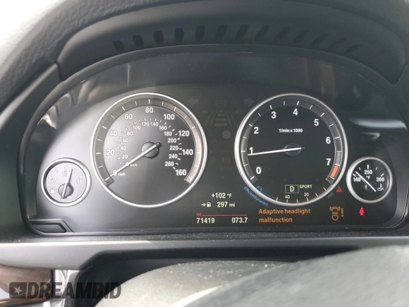2015 BMW X5 xDrive35i z VIN 5UXKR0C58F0P03231, wystawiony jako Copart lot #60964305 z przebiegiem 71 419 mil mil oraz Szkoda całkowita • Salvage title. Historia ofert i sprzedaży dostępna na DreamBid. Obrazek 9.