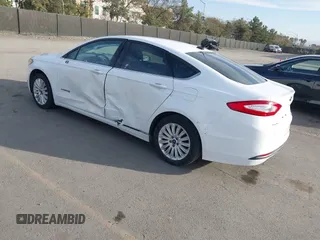 2014 Ford Fusion SE Hybrid with VIN 3FA6P0LU0ER114341, listed as a IAAI auction lot 41578347 with 191,527 mi miles. Bid and sale history available at carsss.com. Image 3.