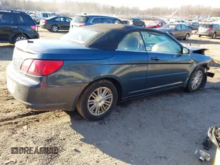 2008 Chrysler Sebring Touring with VIN 1C3LC55R28N203192, listed as a IAAI auction lot 41655517 with Not Provided miles and . Bid and sale history available at DreamBid. Image 4.