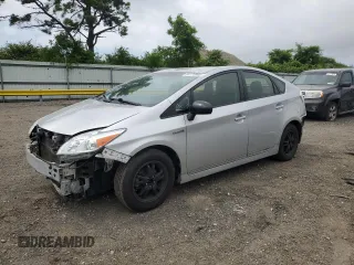 2015 Toyota Prius Four with VIN JTDKN3DU4F1913257, listed as a Copart auction lot 64170895 with 181,059 mi miles and Salvage title. Bid and sale history available at DreamBid. Image 1.