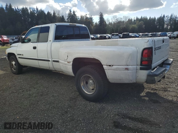 1999 Dodge 3500 z VIN 1B7MC33W7XJ610508, wystawiony jako Copart lot #75534914 z przebiegiem Nie podano mil oraz Czysty tytuł • Clean title. Historia ofert i sprzedaży dostępna na DreamBid. Obrazek 2.