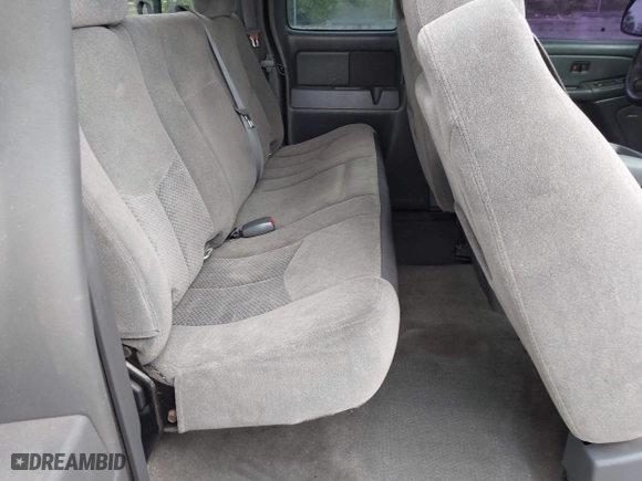 2006 Chevrolet Silverado 1500 LT1 with VIN 1GCEC19Z36Z119573, listed as a IAAI auction lot 41870707 with 154,245 mi miles. Bid and sale history available at carsss.com. Image 8.