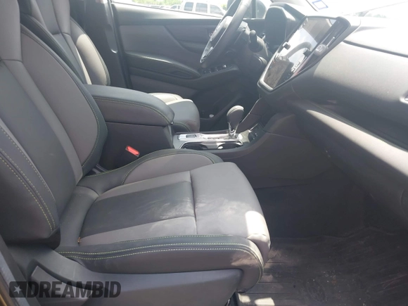 2024 Subaru Ascent Onyx with VIN 4S4WMAHD7R3442485, listed as a IAAI auction lot 42060740 with 9,518 mi miles and . Bid and sale history available at DreamBid. Image 5.