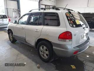 2006 Hyundai Santa Fe GLS with VIN KM8SC13D26U098773, listed as a IAAI auction lot 42382655 with 268,133 mi miles and . Bid and sale history available at DreamBid. Image 3.