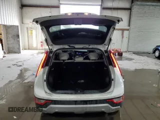 2023 Kia Niro EX with VIN KNDCR3LE9P5057239, listed as a Copart auction lot 89272795 with 29,264 mi miles and Salvage Title. Bid and sale history available at carsss.com. Image 6.