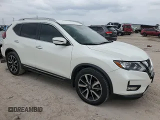 2020 Nissan Rogue S z VIN 5N1AT2MTXLC738270, wystawiony jako Copart lot #50464965 z przebiegiem 87 081 mil mil oraz Czysty tytuł • Clean title. Historia ofert i sprzedaży dostępna na DreamBid. Obrazek 4.