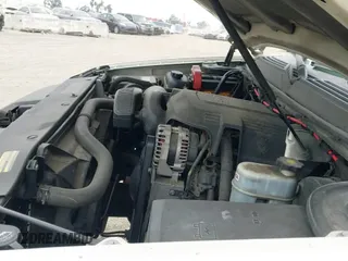 2008 Cadillac Escalade ESV с VIN 1GYFK668X8R119034, выставлен на аукционе IAAI как лот 42794609 с пробегом 239 284 миль миль и . История ставок и продаж доступна на DreamBid. Изображение 12.