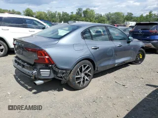 2019 Volvo S60 Momentum with VIN 7JR102FK8KG012918, listed as a Copart auction lot 67651554 with 44,784 mi miles and Salvage Title. Bid and sale history available at carsss.com. Image 3.