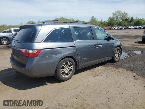 2013 Honda Odyssey EX-L with VIN 5FNRL5H62DB050667, listed as a Copart auction lot 55696425 with 209,435 mi miles and Clean Title. Bid and sale history available at carsss.com. Image 3.