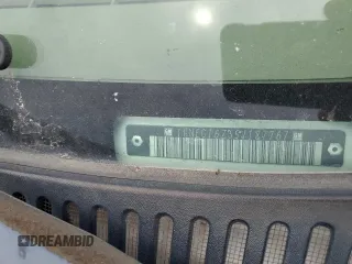 2005 Chevrolet Suburban LS с VIN 1GNEC16Z35J187767, выставлен на аукционе Copart как лот 62494475 с пробегом Не указан миль и Списание • Salvage title. История ставок и продаж доступна на DreamBid. Изображение 13.