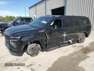 2025 Chevrolet Suburban Z71 z VIN 1GNS6DRD5SR178769, wystawiony jako Copart lot #48332075 z przebiegiem 1 117 mil mil oraz Szkoda całkowita • Salvage title. Historia ofert i sprzedaży dostępna na DreamBid. Obrazek 1.