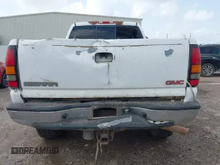 2006 GMC Sierra 2500HD SLT with VIN 1GTHK23GX6F157025, listed as a IAAI auction lot 42629528 with 245,784 mi miles and . Bid and sale history available at DreamBid. Image 16.