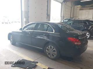 2018 Mercedes-Benz C 300 with VIN 55SWF4KB2JU247861, listed as a IAAI auction lot 41774115 with 63,429 mi miles and . Bid and sale history available at carsss.com. Image 3.