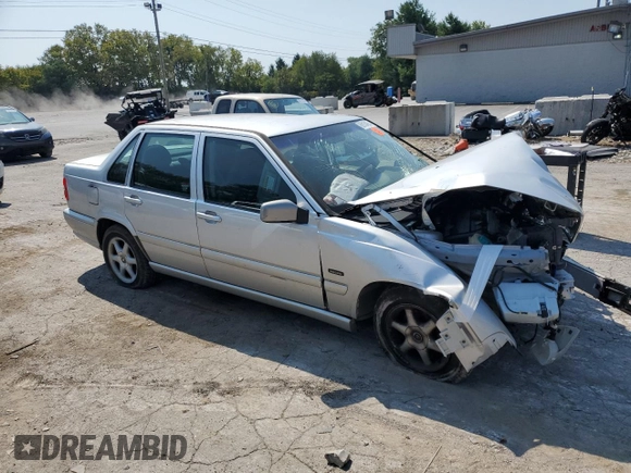 1998 Volvo S70 with VIN YV1LS5548W2438093, listed as a Copart auction lot 69134934 with 89,621 mi miles and Non Repairable. Bid and sale history available at carsss.com. Image 4.