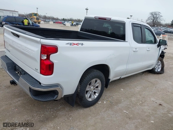 2019 Chevrolet Silverado 1500 LT with VIN 1GCRYDED3KZ216524, listed as a IAAI auction lot 41935467 with 58,686 mi miles. Bid and sale history available at carsss.com. Image 4.