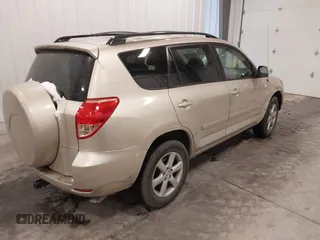 2008 Toyota RAV4 Ltd with VIN JTMZK31V486012044, listed as a IAAI auction lot 41305510 with 131,281 mi miles. Bid and sale history available at carsss.com. Image 4.