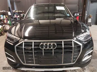 2024 Audi Q5 Premium with VIN WA1ABAFY0R2064293, listed as a IAAI auction lot 41084226 with 5,701 mi miles. Bid and sale history available at carsss.com. Image 12.
