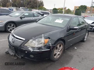 2006 Acura RL with VIN JH4KB16576C009814, listed as a IAAI auction lot 42120531 with 174,284 mi miles and . Bid and sale history available at DreamBid. Image 2.