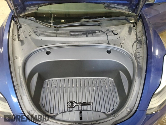 2022 Tesla Model 3 z VIN 5YJ3E1EA8NF369767, wystawiony jako Copart lot #59320655 z przebiegiem 103 069 mil mil oraz Czysty tytuł • Clean title. Historia ofert i sprzedaży dostępna na DreamBid. Obrazek 11.