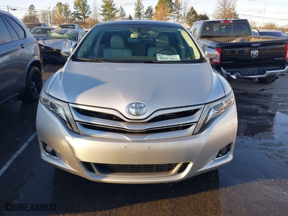 2013 Toyota Venza LE with VIN 4T3BK3BB8DU090776, listed as a IAAI auction lot 41697063 with 122,479 mi miles. Bid and sale history available at carsss.com. Image 12.