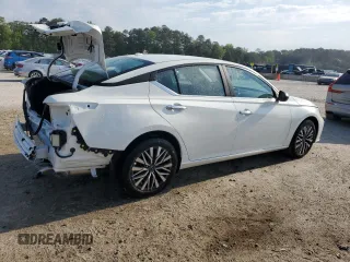 2025 Nissan Altima SV with VIN 1N4BL4DV3SN372053, listed as a Copart auction lot 53727645 with 2,244 mi miles and Clean Title. Bid and sale history available at DreamBid. Image 3.