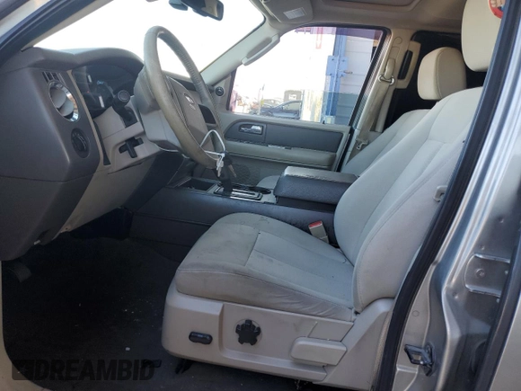 2008 Ford Expedition Max SSV with VIN 1FMFK15588LA60659, listed as a Copart auction lot 44174985 with 365,591 mi miles and Salvage title. Bid and sale history available at DreamBid. Image 7.