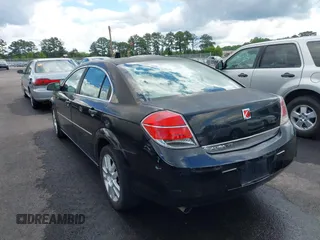 2007 Saturn Aura XE z VIN 1G8ZS57N17F197911, wystawiony jako IAAI lot #42262722 z przebiegiem 179 151 mil mil oraz . Historia ofert i sprzedaży dostępna na DreamBid. Obrazek 3.