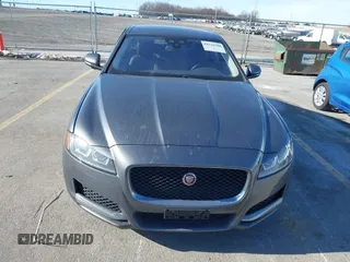 2016 Jaguar XF 35t Premium with VIN SAJBD4BVXGCY14096, listed as a IAAI auction lot 41354580 with 98,748 mi miles. Bid and sale history available at carsss.com. Image 12.