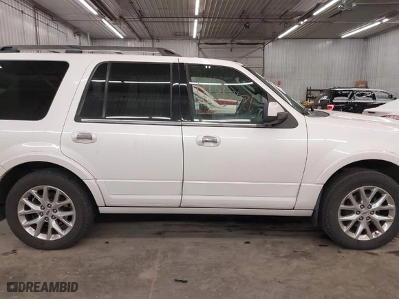2017 Ford Expedition Limited with VIN 1FMJU2AT7HEA43211, listed as a IAAI auction lot 41217671 with 127,468 mi miles. Bid and sale history available at carsss.com. Image 14.