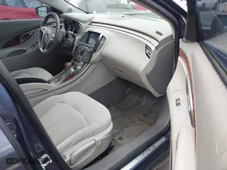 2013 Buick LaCrosse with VIN 1G4GA5ER8DF214507, listed as a IAAI auction lot 41939876 with 137,066 mi miles. Bid and sale history available at carsss.com. Image 5.