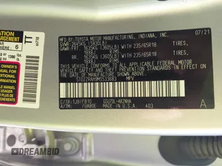 2021 Toyota Highlander L with VIN 5TDZZRAH9MS533683, listed as a IAAI auction lot 41788553 with 31,564 mi miles and . Bid and sale history available at DreamBid. Image 9.