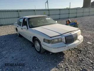 1996 Lincoln Town Car Signature with VIN 1LNLM82WXTY654457, listed as a Copart auction lot 53097635 with 257,446 mi miles and Salvage title. Bid and sale history available at DreamBid. Image 11.