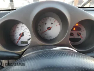 2002 Toyota MR2 z VIN JTDFR320720051674, wystawiony jako Copart lot #44495865 z przebiegiem 76 439 mil mil oraz Czysty tytuł • Clean title. Historia ofert i sprzedaży dostępna na DreamBid. Obrazek 9.