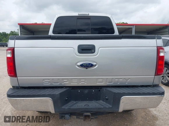 2013 Ford F-250 XL z VIN 1FT7W2BT4DEB27388, wystawiony jako IAAI lot #42244172 z przebiegiem 264 075 mil mil oraz . Historia ofert i sprzedaży dostępna na DreamBid. Obrazek 16.
