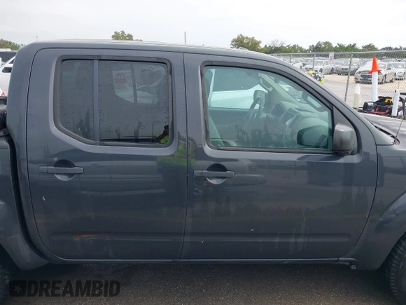 2012 Nissan Frontier SV z VIN 1N6AD0ER4CC402085, wystawiony jako IAAI lot #41975832 z przebiegiem 263 152 mil mil oraz . Historia ofert i sprzedaży dostępna na DreamBid. Obrazek 13.