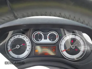 2015 FIAT 500L Urbana Trekking z VIN ZFBCFADH4FZ031650, wystawiony jako IAAI lot #42125476 z przebiegiem 43 511 mil mil oraz . Historia ofert i sprzedaży dostępna na DreamBid. Obrazek 7.