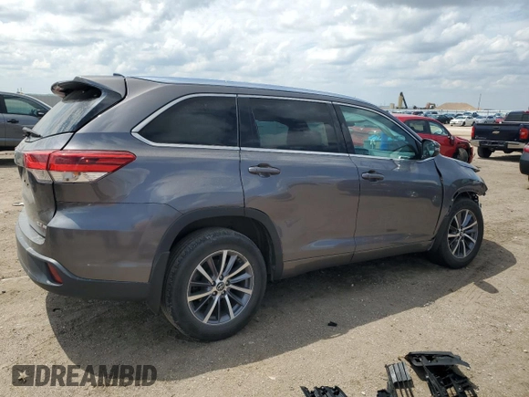 2017 Toyota Highlander XLE with VIN 5TDJZRFH8HS425504, listed as a Copart auction lot 59819625 with 149,287 mi miles and Salvage title. Bid and sale history available at DreamBid. Image 3.