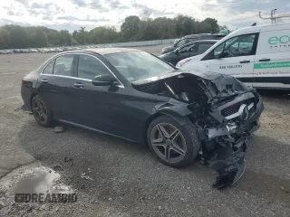 2019 Mercedes-Benz C 300 with VIN 55SWF8EBXKU306577, listed as a Copart auction lot 72605654 with 83,157 mi miles and Salvage Title. Bid and sale history available at carsss.com. Image 4.