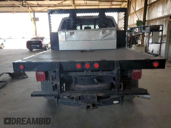 2012 Ford F-250 XL z VIN 1FT7W2BT6CEA88074, wystawiony jako Copart lot #57348685 z przebiegiem 273 803 mil mil oraz Szkoda całkowita • Salvage title. Historia ofert i sprzedaży dostępna na DreamBid. Obrazek 6.