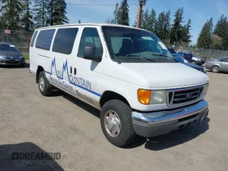 2006 Ford Econoline Passenger XL with VIN 1FBSS31L06HA88284, listed as a IAAI auction lot 41949418 with 652,999 mi miles and . Bid and sale history available at carsss.com. Image 1.