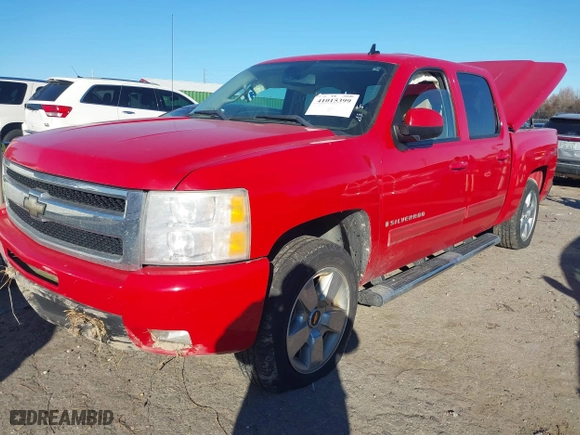 2009 Chevrolet Silverado 1500 LTZ with VIN 3GCEK33M09G192755, listed as a IAAI auction lot 41015399 with 122,851 mi miles. Bid and sale history available at carsss.com. Image 17.