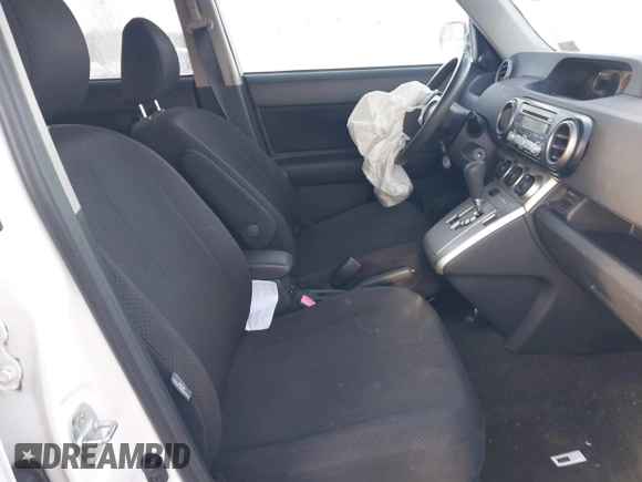 2009 Scion xB with VIN JTLKE50E491066453, listed as a IAAI auction lot 41280616 with 121,822 mi miles. Bid and sale history available at carsss.com. Image 5.
