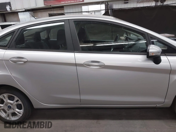 2015 Ford Fiesta SE with VIN 3FADP4BJXFM133631, listed as a IAAI auction lot 41835888 with 51,562 mi miles. Bid and sale history available at carsss.com. Image 14.