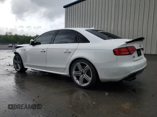 2010 Audi S4 Prestige z VIN WAUKGAFL1AA170730, wystawiony jako Copart lot #56857045 z przebiegiem Nie podano mil oraz Szkoda całkowita • Salvage title. Historia ofert i sprzedaży dostępna na DreamBid. Obrazek 2.
