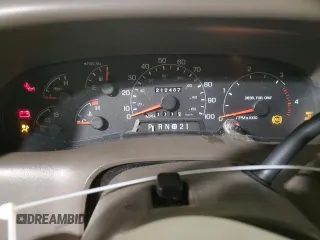 2001 Ford F-350 with VIN 1A040185, listed as a Copart auction lot 87953295 with 212,487 mi miles and Salvage title. Bid and sale history available at DreamBid. Image 9.